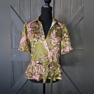 T.E by Tracy Evans Floral Blouse sz Medium